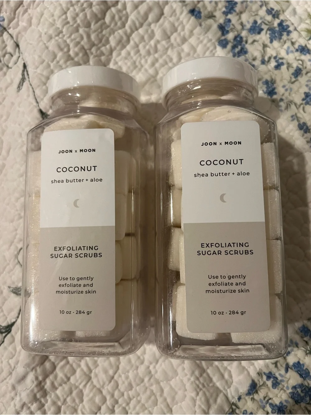 Coconut Exfoliating Sugar Scrub Cubes — White